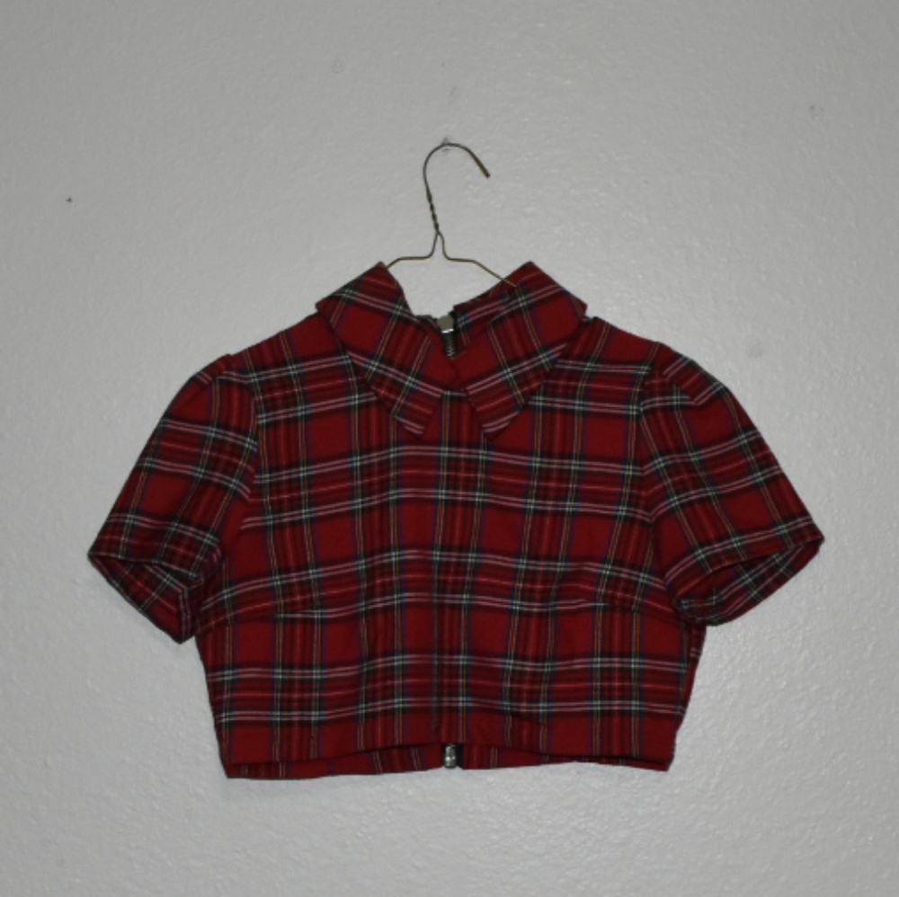 Deandri 'Banshee' crop top